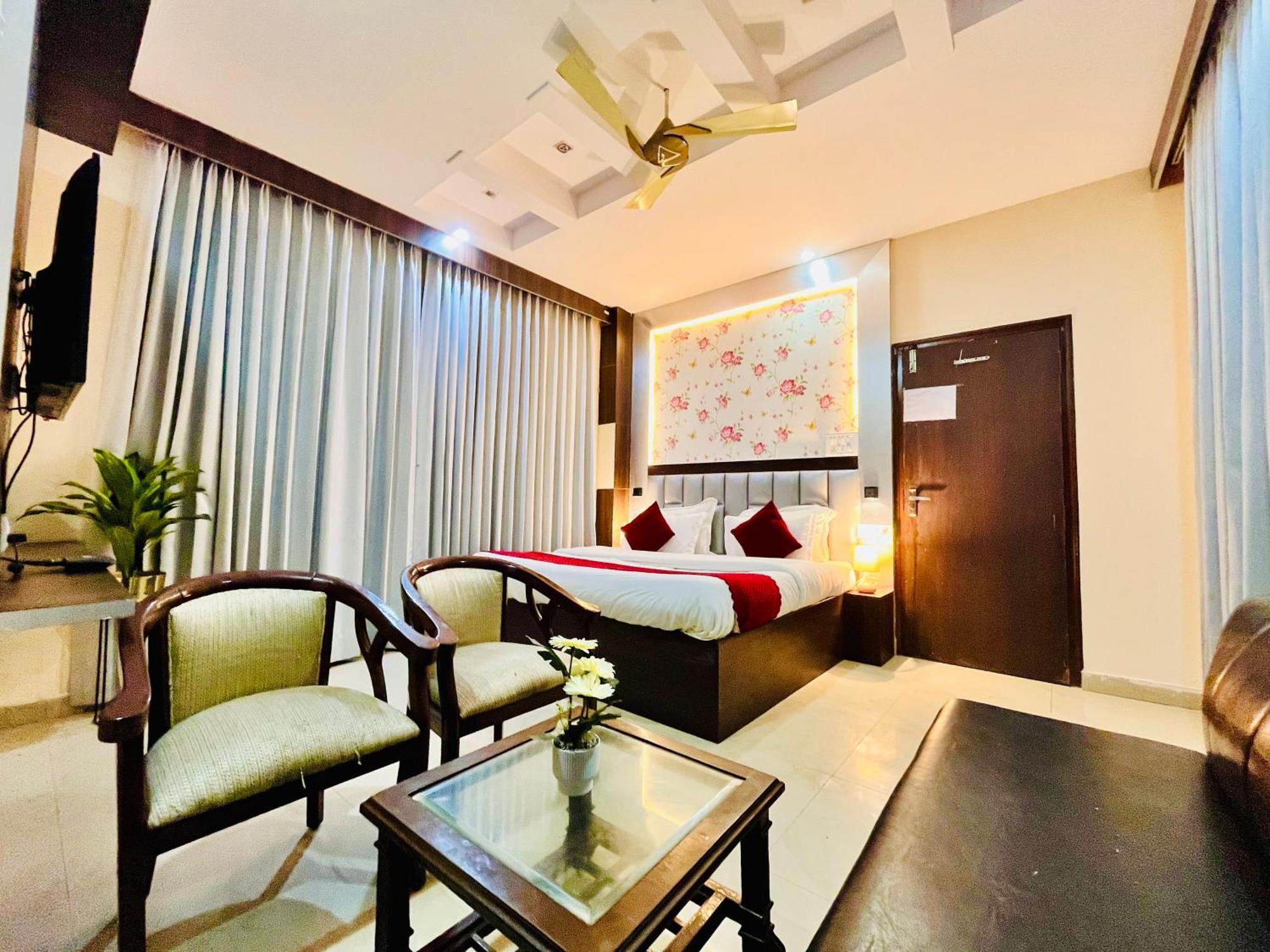 The Ramawati - A Four Star Luxury Hotel Near Ganga Ghat Haridwār Dış mekan fotoğraf