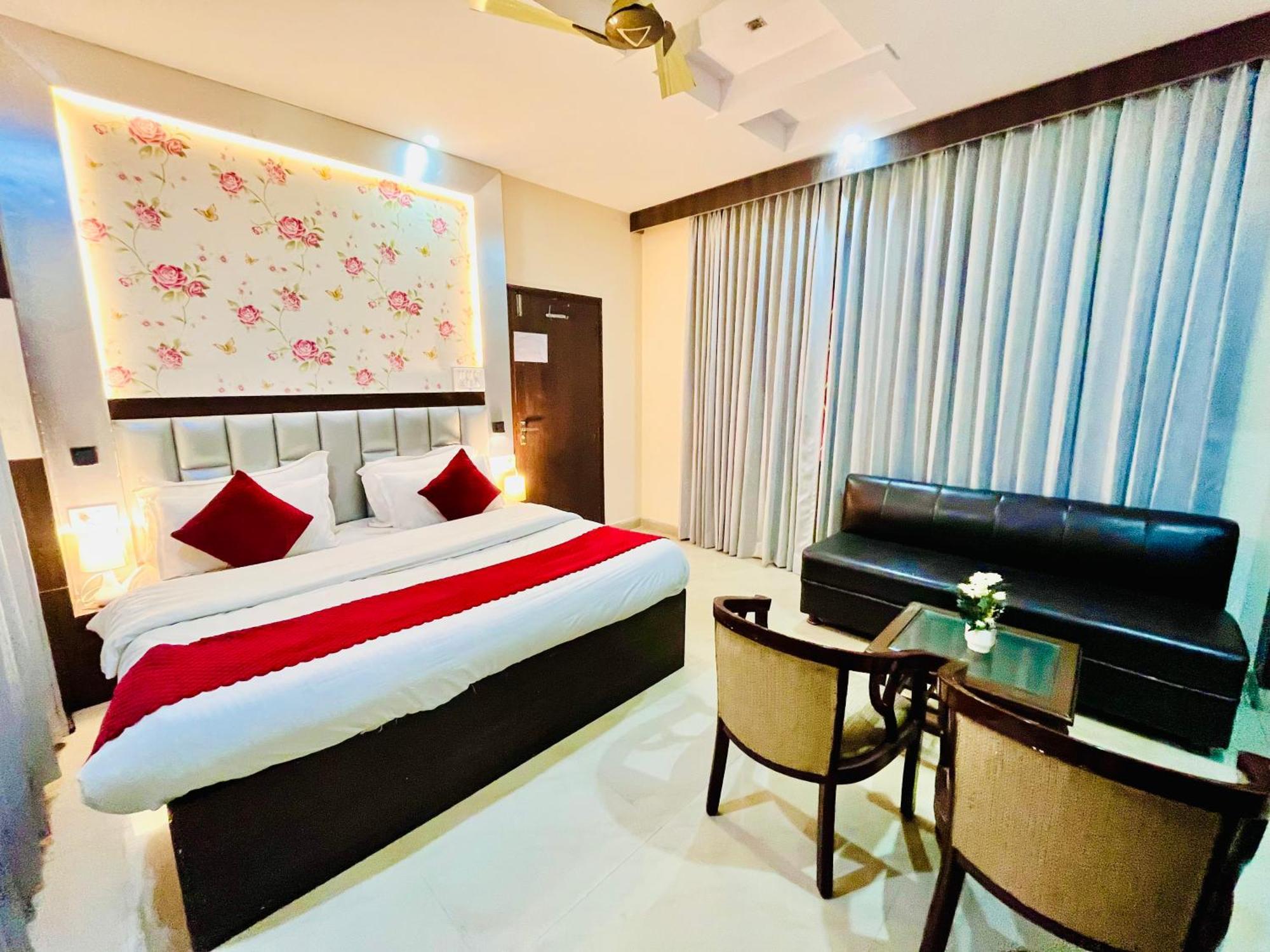 The Ramawati - A Four Star Luxury Hotel Near Ganga Ghat Haridwār Dış mekan fotoğraf